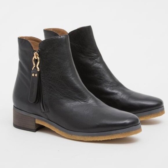 See by Chloe Jamie Leather Ankle Boot / Size 37.5 / Black Rubber Sole - Picture 1 of 11